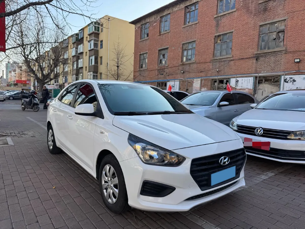2017 Hyundai Reina 1.4L 95HP L4 5MT,autocango,china used car exporter,china ev exporter,chinese used car exporter,chinese used ev exporter