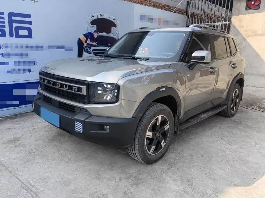 2025 Jetour DASHING 1.5T 184HP L4 7DCT