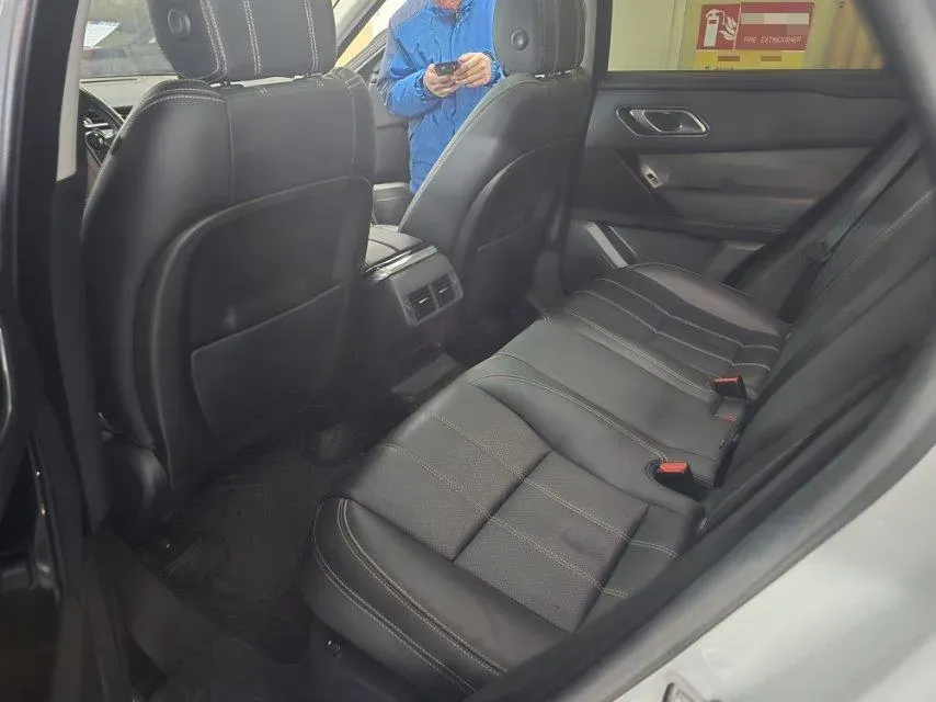 2018 Land Rover Range Rover Velar 2.0T 250HP L4 8AT,autocango,china used car exporter,china ev exporter,chinese used car exporter,chinese used ev exporter