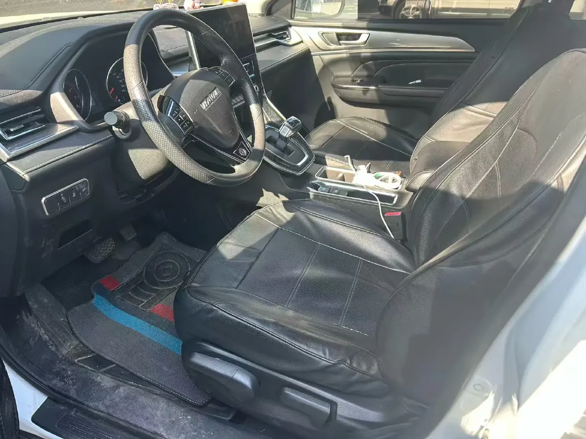 2021 Haval M6 1.5T 150HP L4 7DCT,autocango,china used car exporter,china ev exporter,chinese used car exporter,chinese used ev exporter