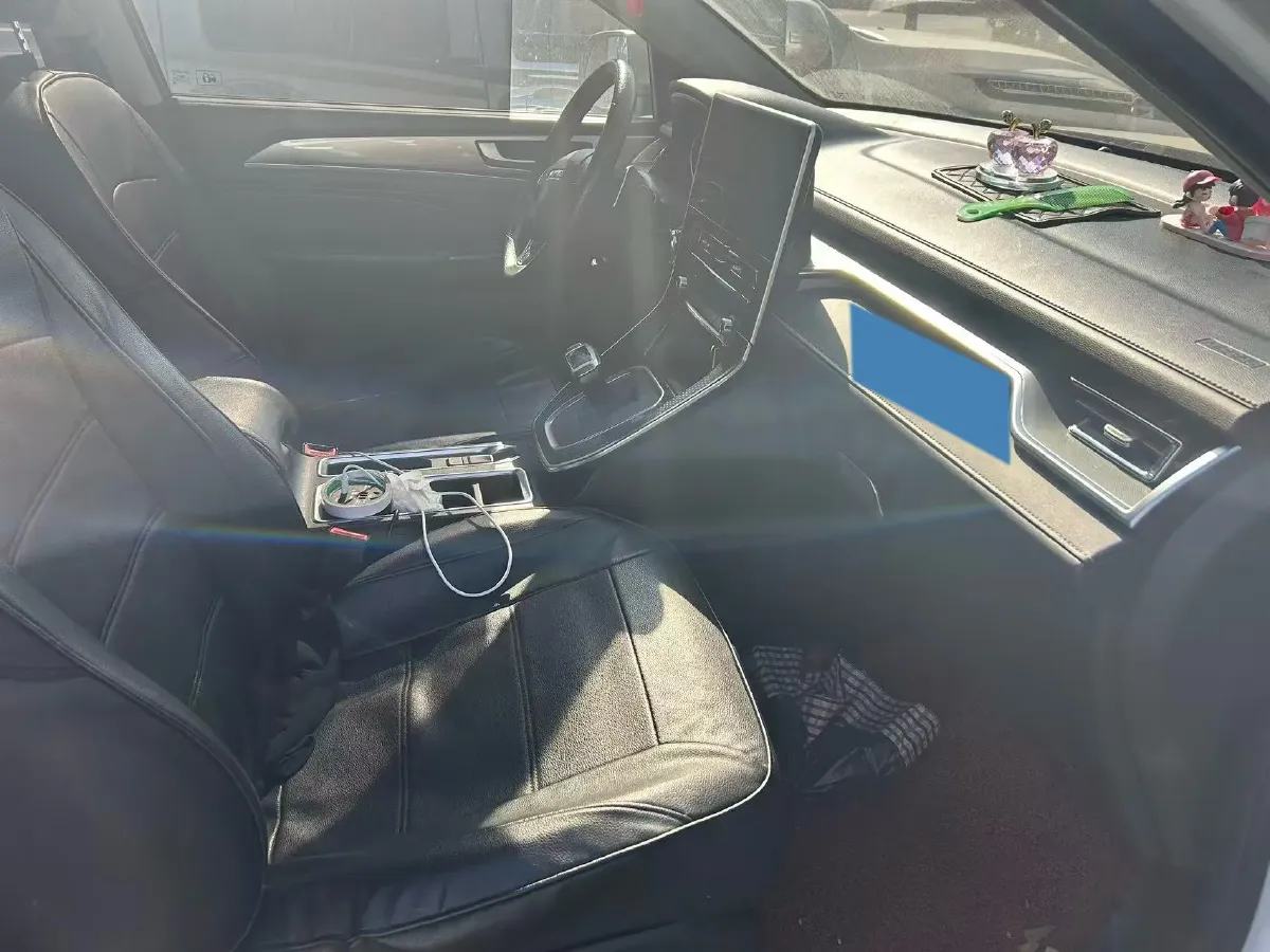 2021 Haval M6 1.5T 150HP L4 7DCT,autocango,china used car exporter,china ev exporter,chinese used car exporter,chinese used ev exporter