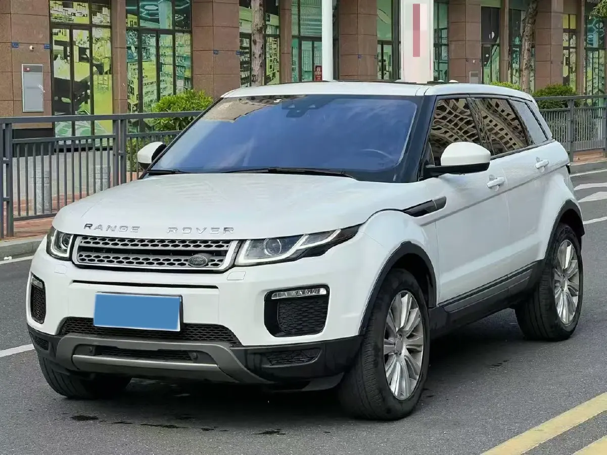 2018 Land Rover Range Rover Evoque 2.0T 241HP L4 9AT