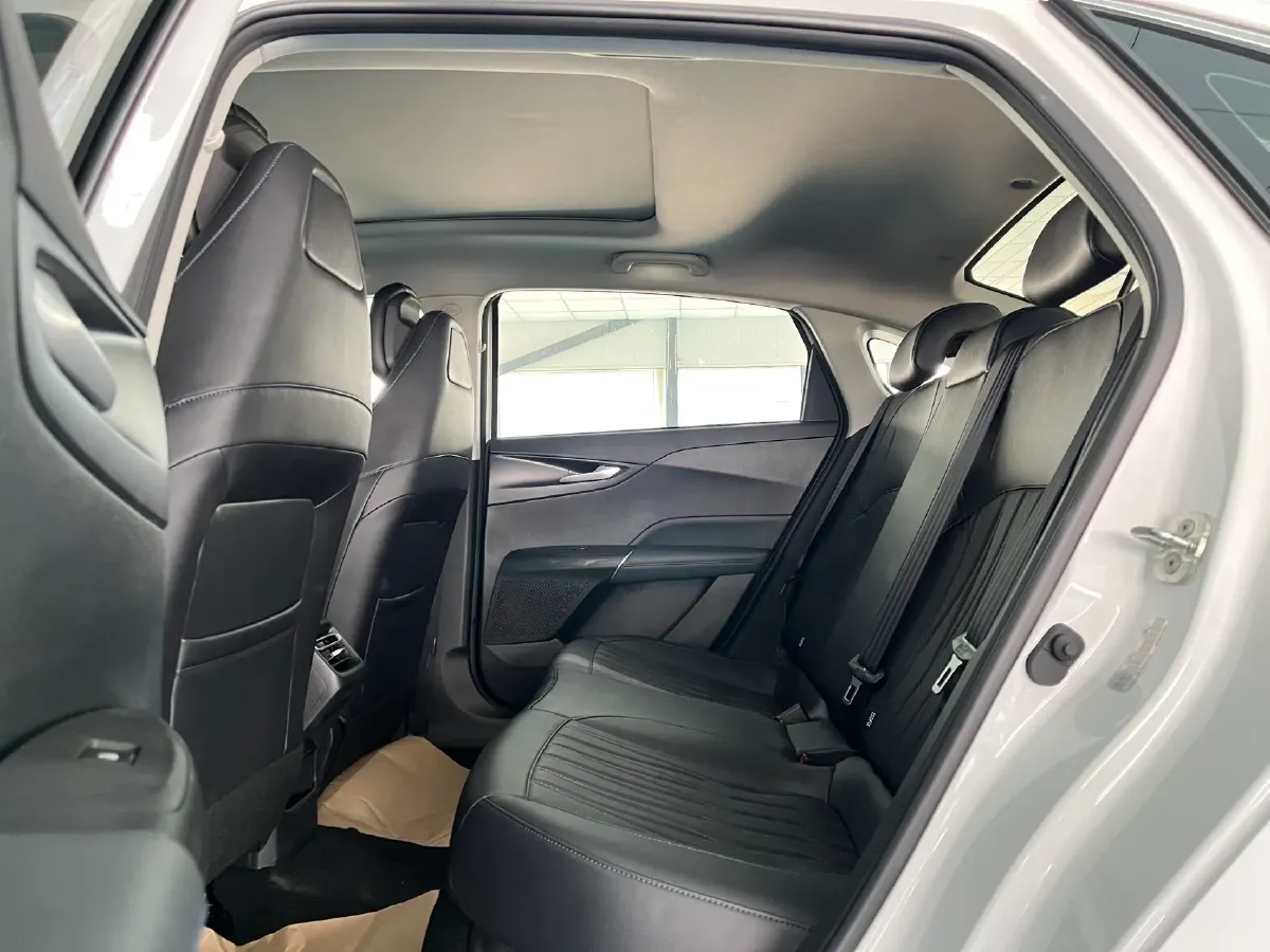 2024 ChangAn Eado 1.5T 170HP L4 7DCT,autocango,china used car exporter,china ev exporter,chinese used car exporter,chinese used ev exporter