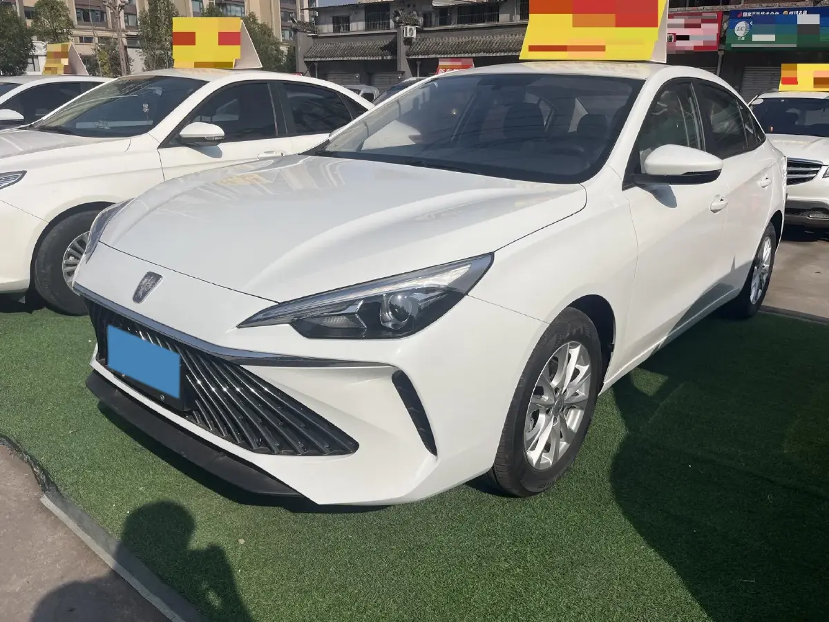 2024 Roewe i5 1.5L 129HP L4 CVT