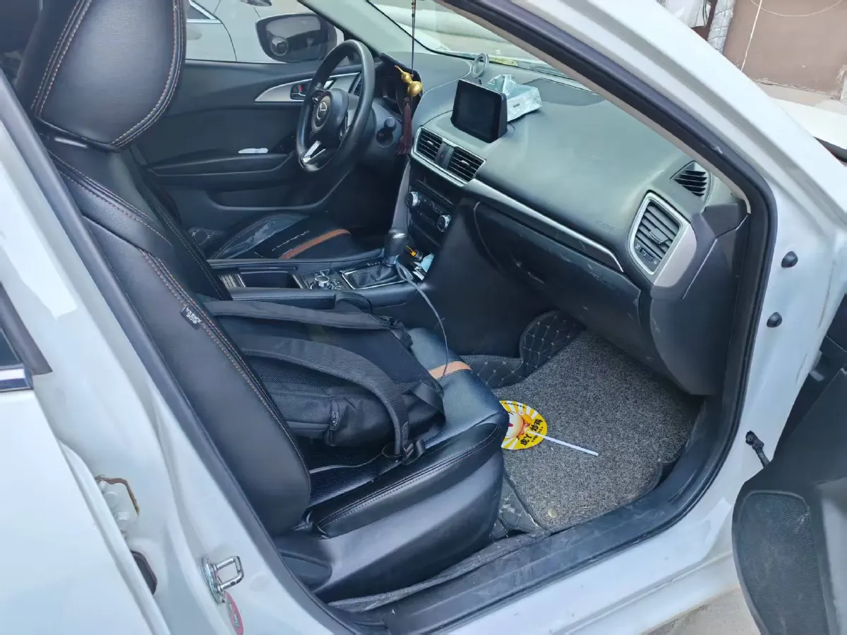 2017 Mazda 3 Axela 1.5L 117HP L4 6AT,autocango,china used car exporter,china ev exporter,chinese used car exporter,chinese used ev exporter