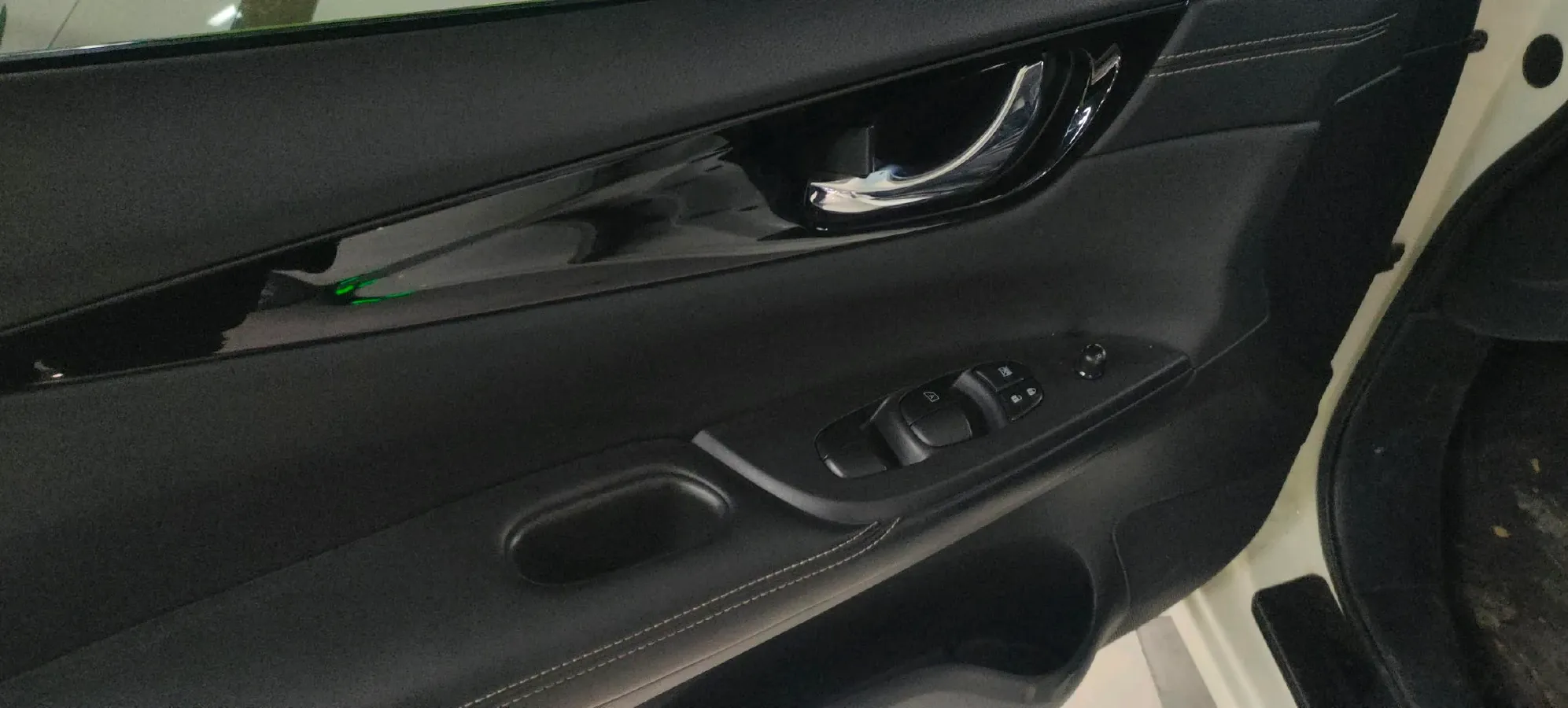 2021 Nissan Tiida 1.6L 122HP L4 CVT,autocango,china used car exporter,china ev exporter,chinese used car exporter,chinese used ev exporter