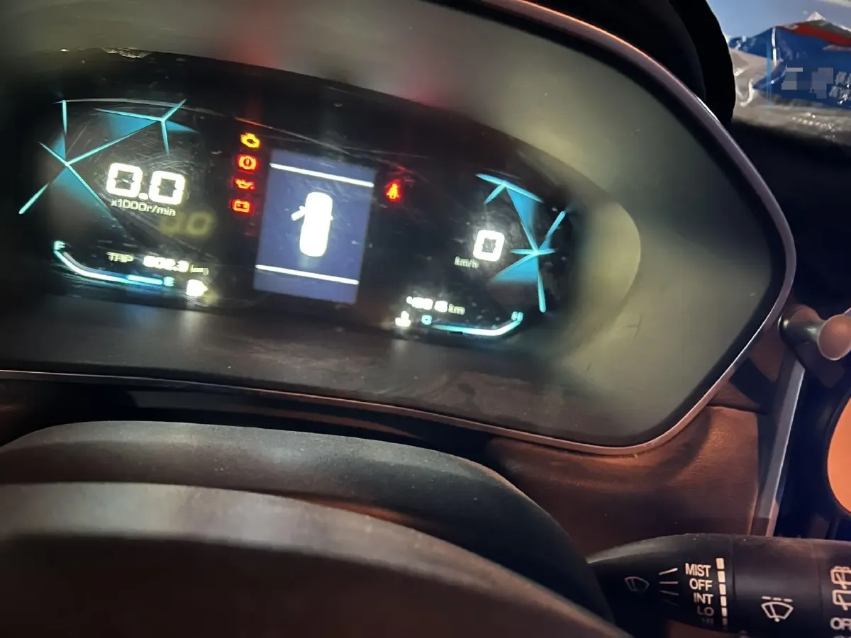 2021 BaoJun 530 1.5T 147HP L4 6MT,autocango,china used car exporter,china ev exporter,chinese used car exporter,chinese used ev exporter