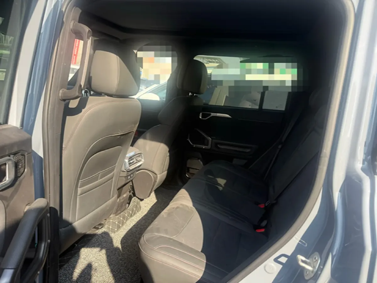 2023 Jetour Traveller 2.0T 254HP L4 7DCT,autocango,china used car exporter,china ev exporter,chinese used car exporter,chinese used ev exporter