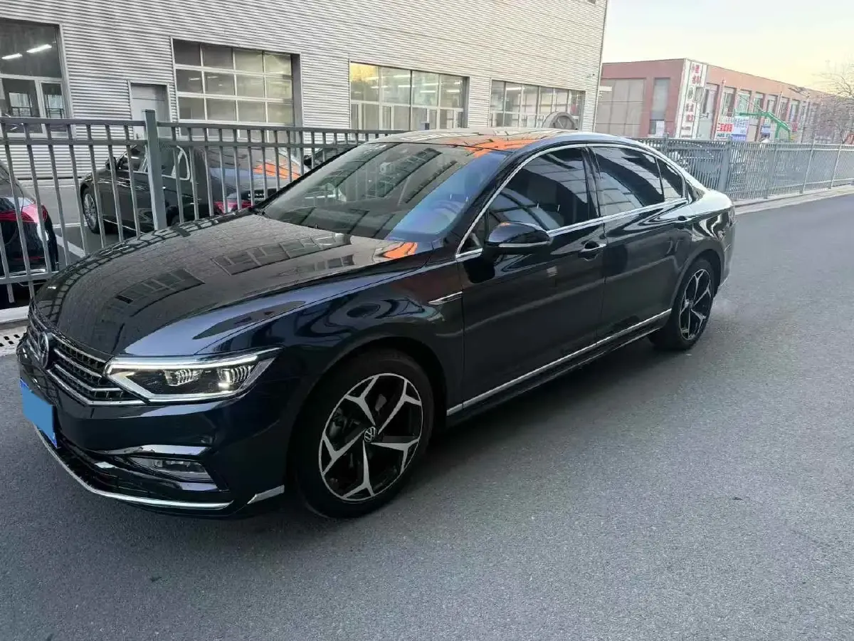 2024 Volkswagen Magotan 2.0T 186HP L4 7DCT