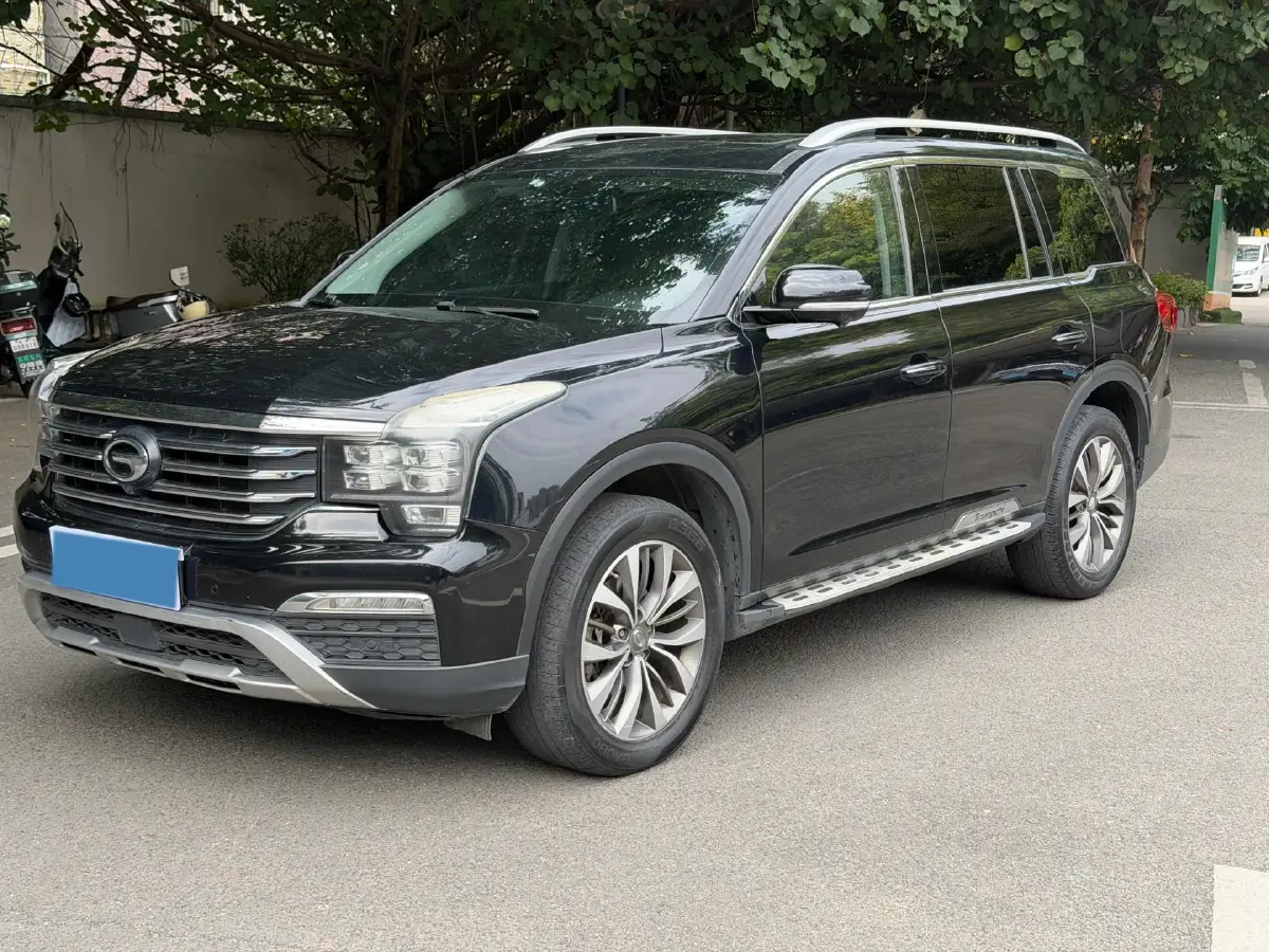2017 GAC Trumpchi GS8 2.0T 201HP L4 6AT