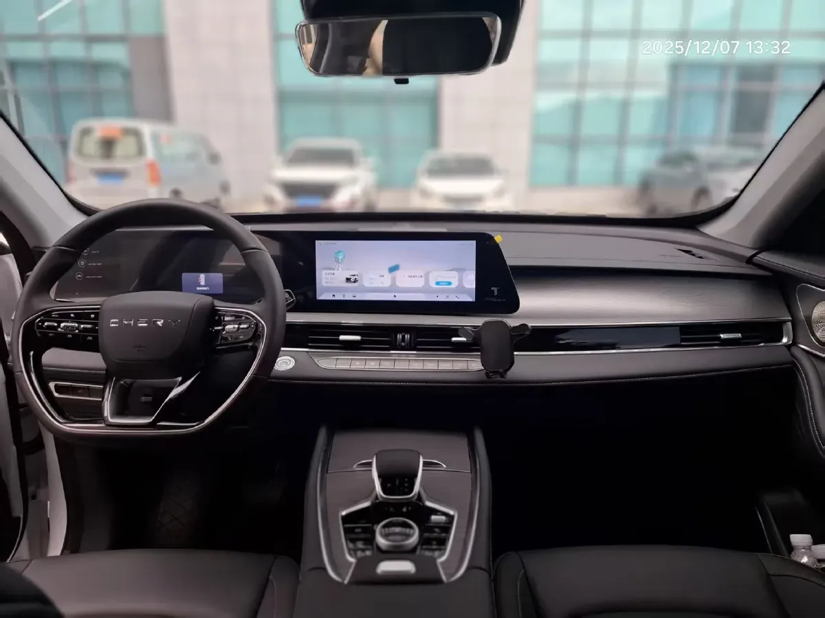 2025 Chery Tiggo 8 PRO 1.6T 197HP L4 7DCT,autocango,china used car exporter,china ev exporter,chinese used car exporter,chinese used ev exporter