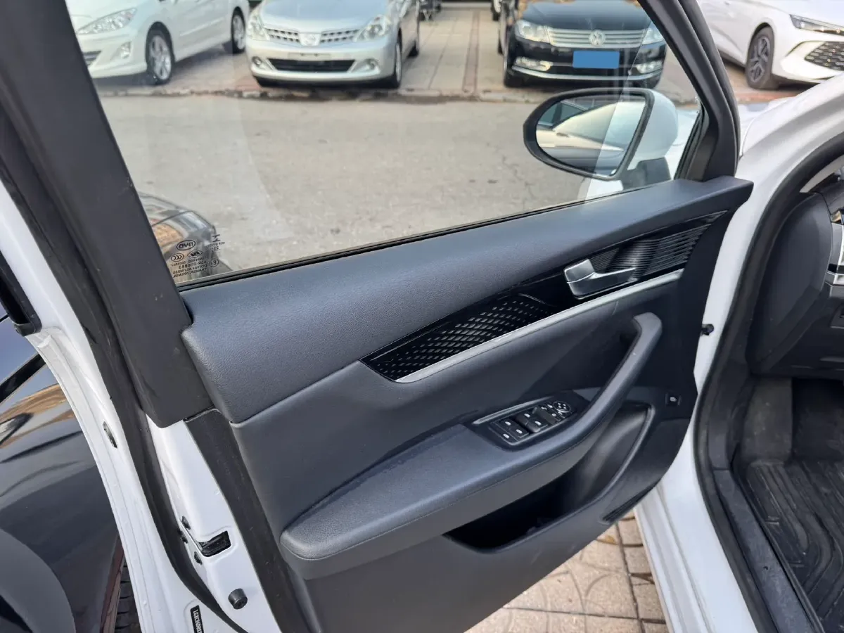 2021 DongFeng FuKang e Elysee BEV 38.4KWH,autocango,china used car exporter,china ev exporter,chinese used car exporter,chinese used ev exporter