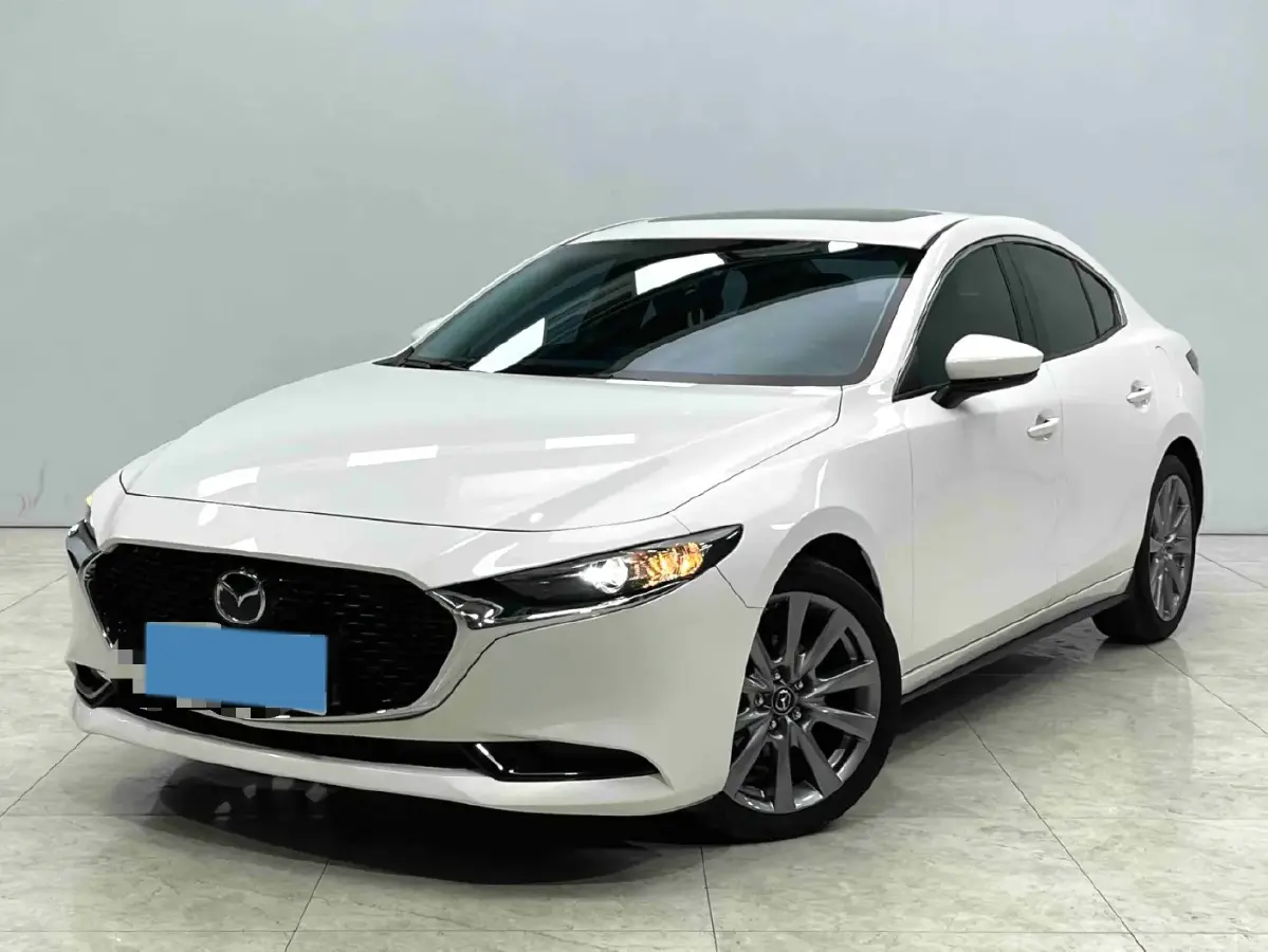 2022 Mazda 3 Axela 2.0L 158HP L4 6AT