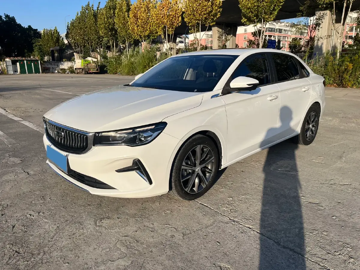 2023 Geely Emgrand 1.5L 127HP L4 CVT