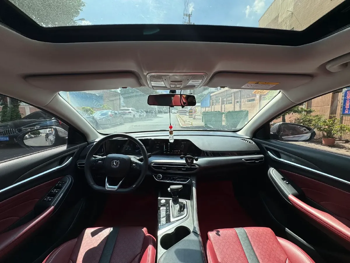 2021 ChangAn Eado 1.4T 160HP L4 7DCT,autocango,china used car exporter,china ev exporter,chinese used car exporter,chinese used ev exporter