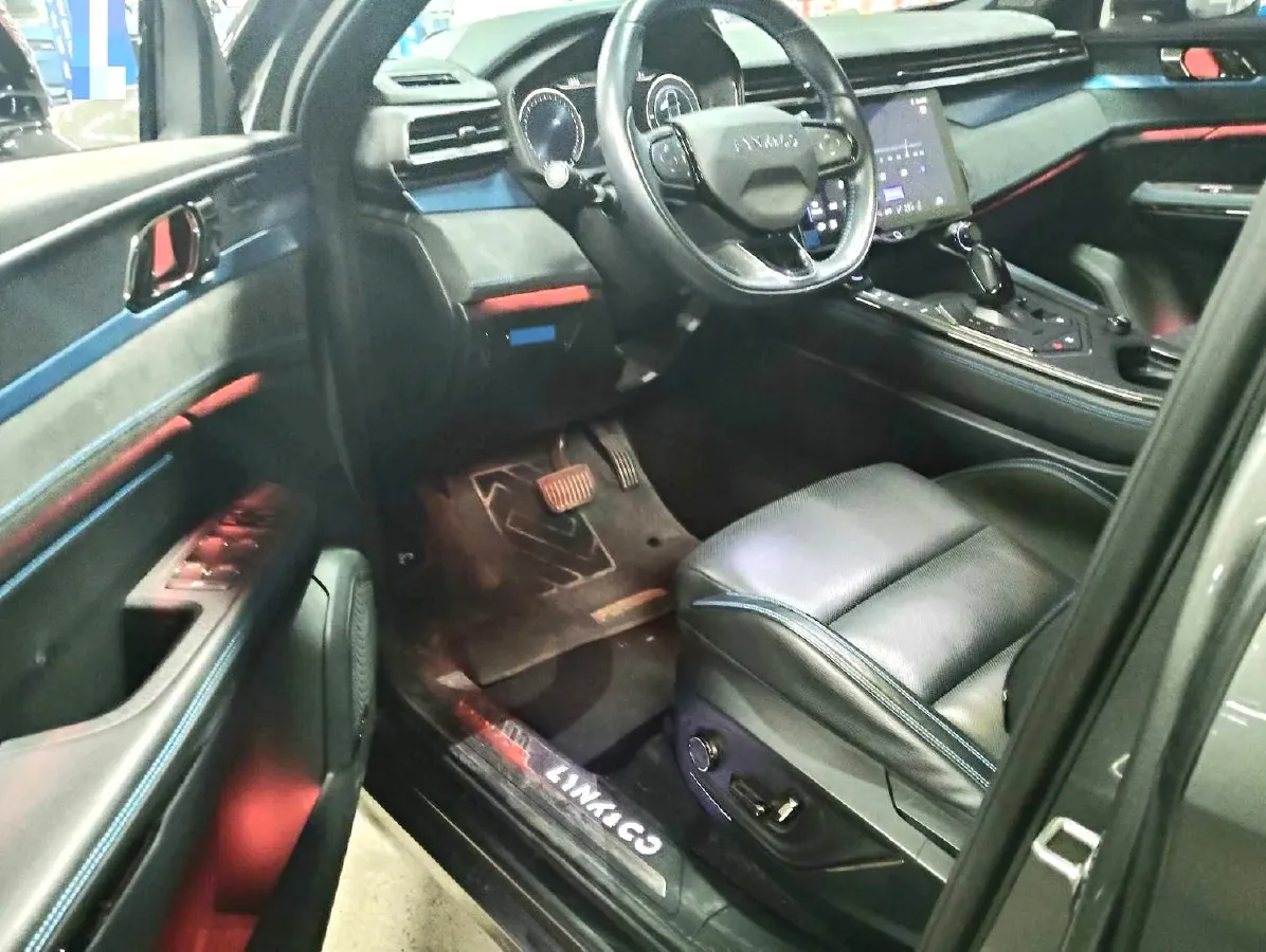 2021 Peugeot 508L 1.6T 200HP L4 8AT PHEV 12KWH,autocango,china used car exporter,china ev exporter,chinese used car exporter,chinese used ev exporter