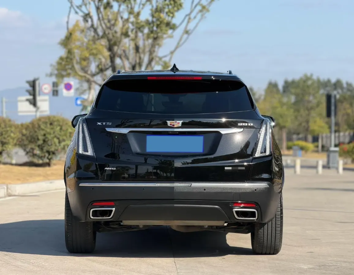 2020 Cadillac XT5 2.0T 241HP L4 9AT,autocango,china used car exporter,china ev exporter,chinese used car exporter,chinese used ev exporter