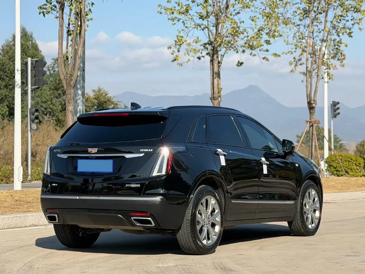 2020 Cadillac XT5 2.0T 241HP L4 9AT,autocango,china used car exporter,china ev exporter,chinese used car exporter,chinese used ev exporter