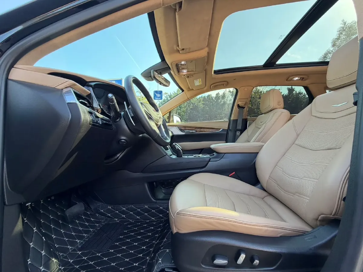 2020 Cadillac XT5 2.0T 241HP L4 9AT,autocango,china used car exporter,china ev exporter,chinese used car exporter,chinese used ev exporter