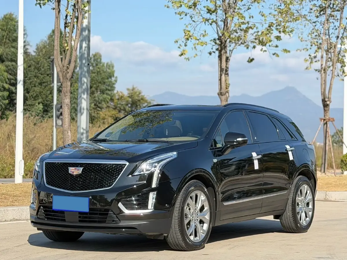 2020 Cadillac XT5 2.0T 241HP L4 9AT