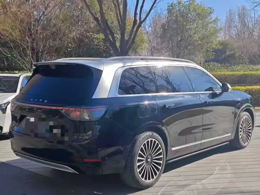 2024 AITO AITO M9 1.5T 152HP L4 REEV 42KWH,autocango,china used car exporter,china ev exporter,chinese used car exporter,chinese used ev exporter