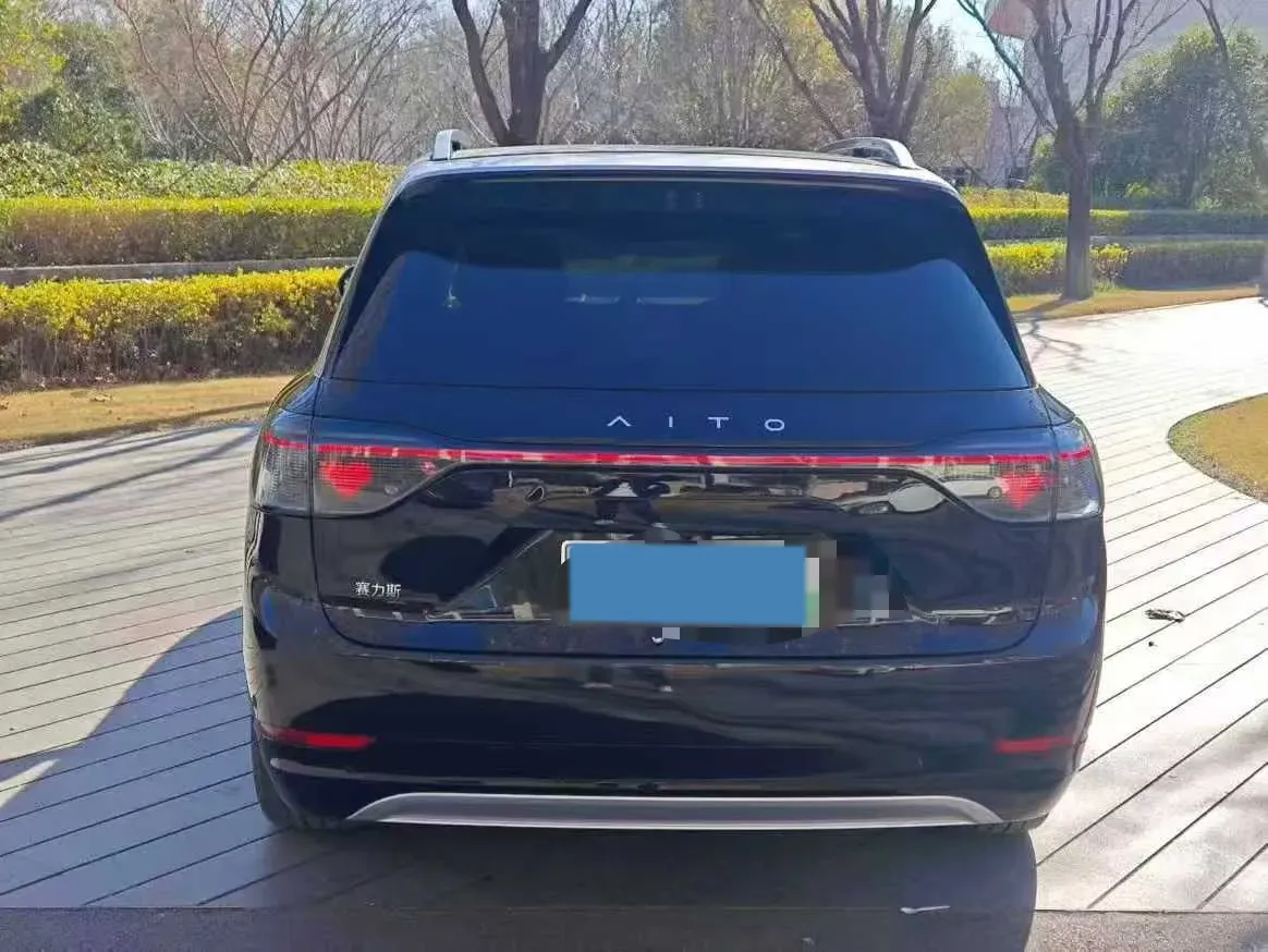 2024 AITO AITO M9 1.5T 152HP L4 REEV 42KWH,autocango,china used car exporter,china ev exporter,chinese used car exporter,chinese used ev exporter