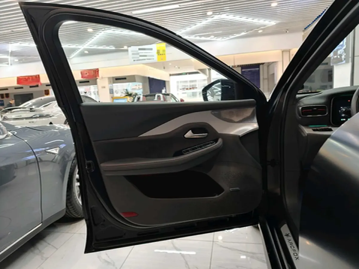 2022 ARCFOX αS BEV 74.5KWH,autocango,china used car exporter,china ev exporter,chinese used car exporter,chinese used ev exporter