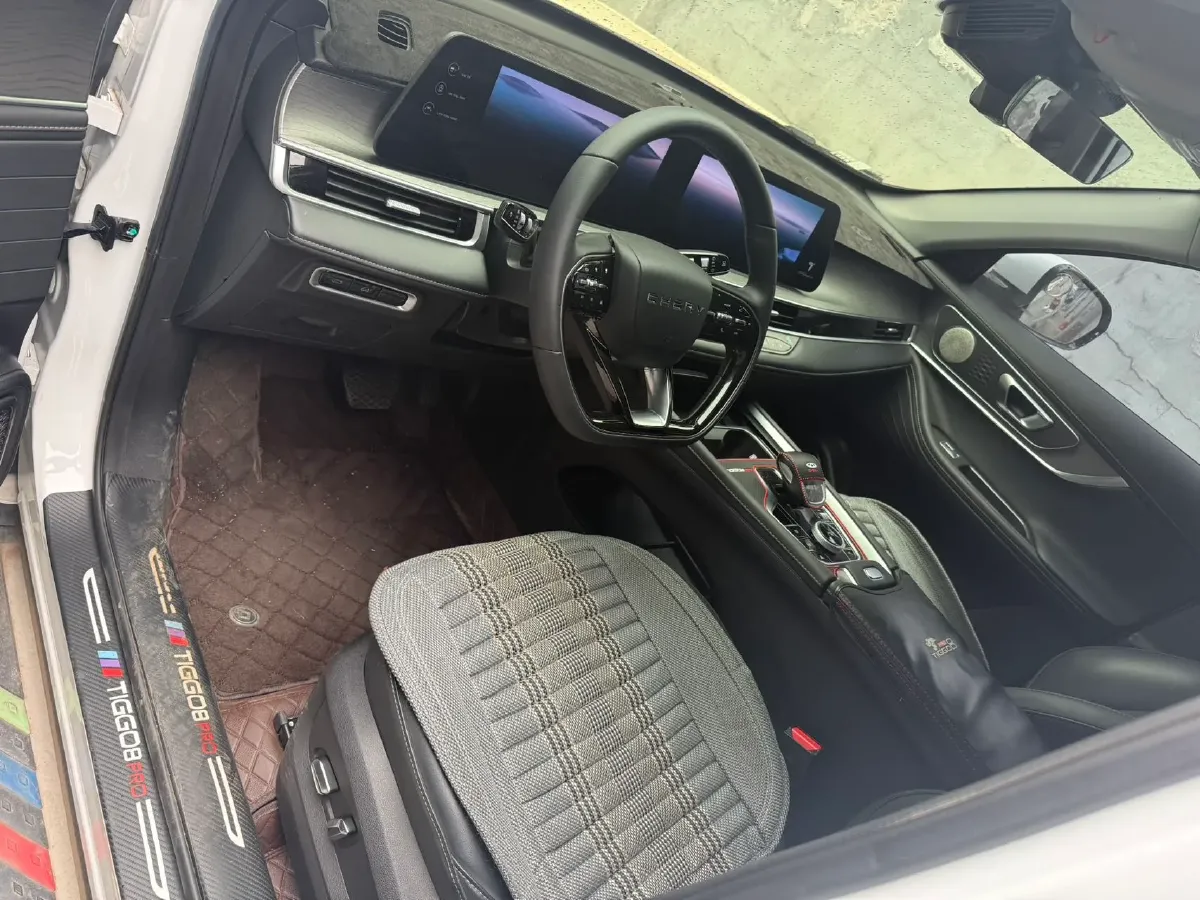 2024 Chery Tiggo 8 PRO 1.6T 197HP L4 7DCT,autocango,china used car exporter,china ev exporter,chinese used car exporter,chinese used ev exporter