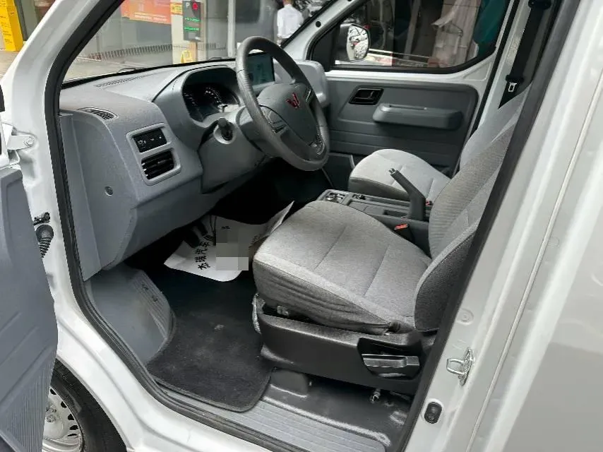 2024 WuLing YangGuang BEV 41.9KWH,autocango,china used car exporter,china ev exporter,chinese used car exporter,chinese used ev exporter