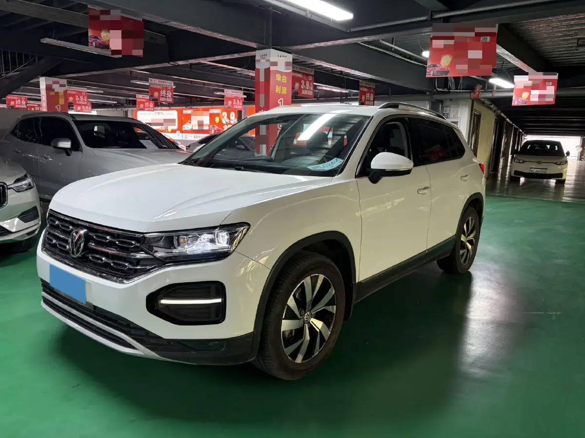 2019 Jeep Cherokee 2.0T 234HP L4 9AT