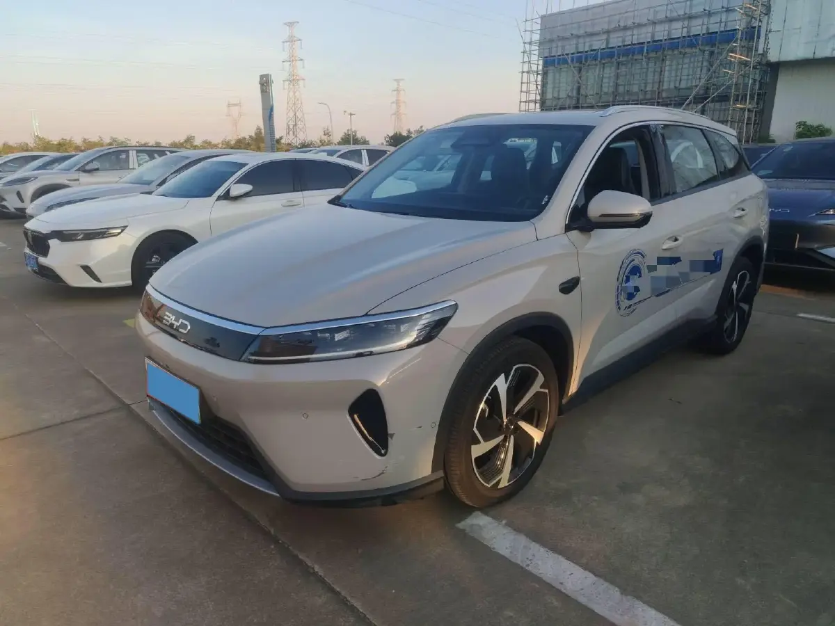 2025 BYD Sea Lion 05 DM-i 1.5L 101HP L4 E-CVT PHEV 18.3KWH