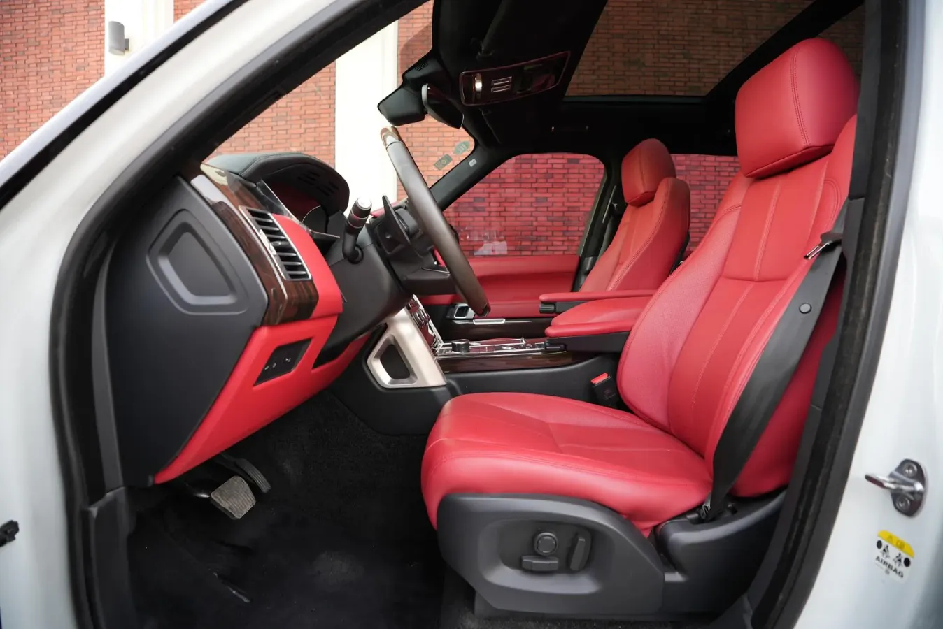 2016 Land Rover Range Rover Evoque 2.0T 241HP L4 9AT,autocango,china used car exporter,china ev exporter,chinese used car exporter,chinese used ev exporter