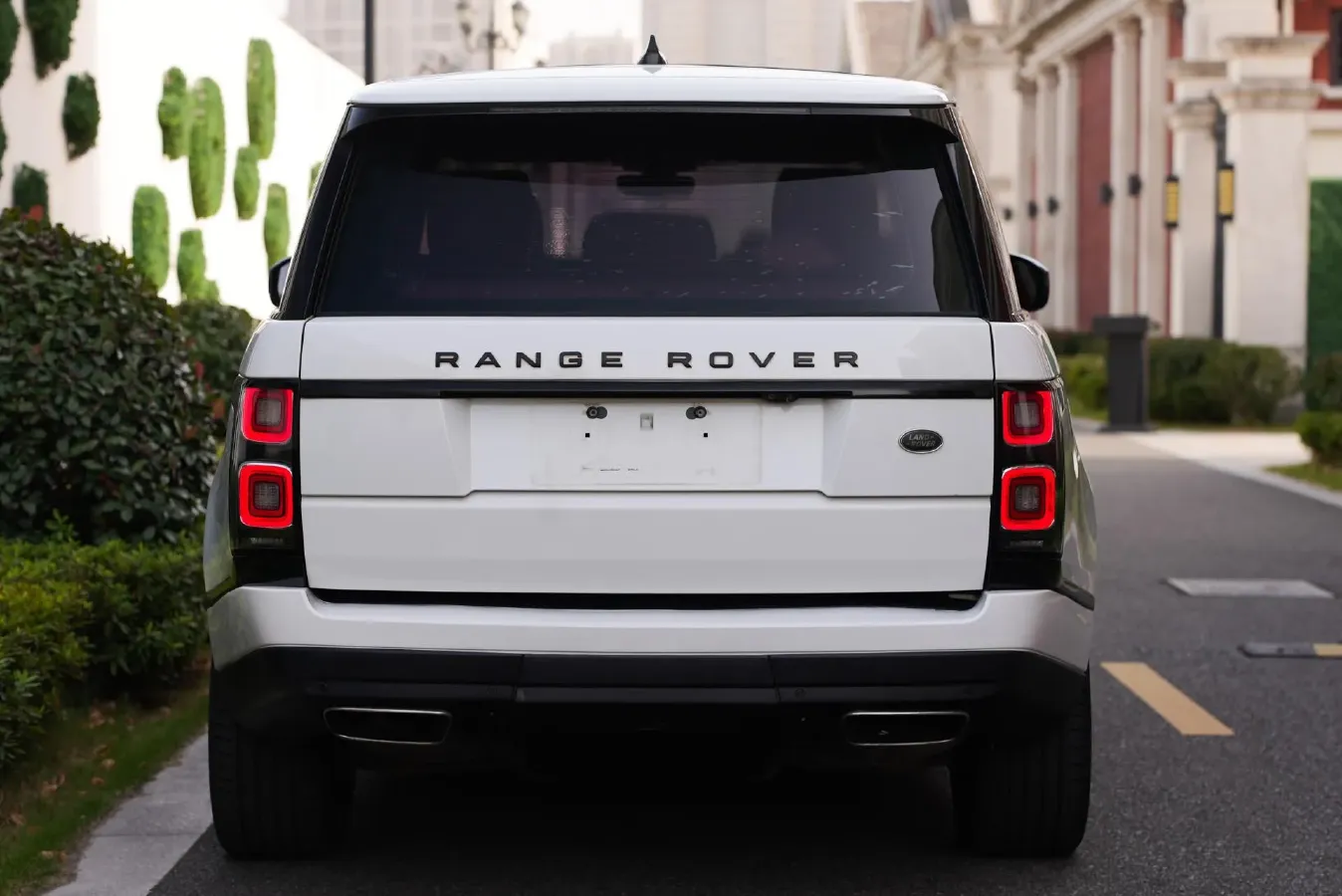 2016 Land Rover Range Rover Evoque 2.0T 241HP L4 9AT,autocango,china used car exporter,china ev exporter,chinese used car exporter,chinese used ev exporter