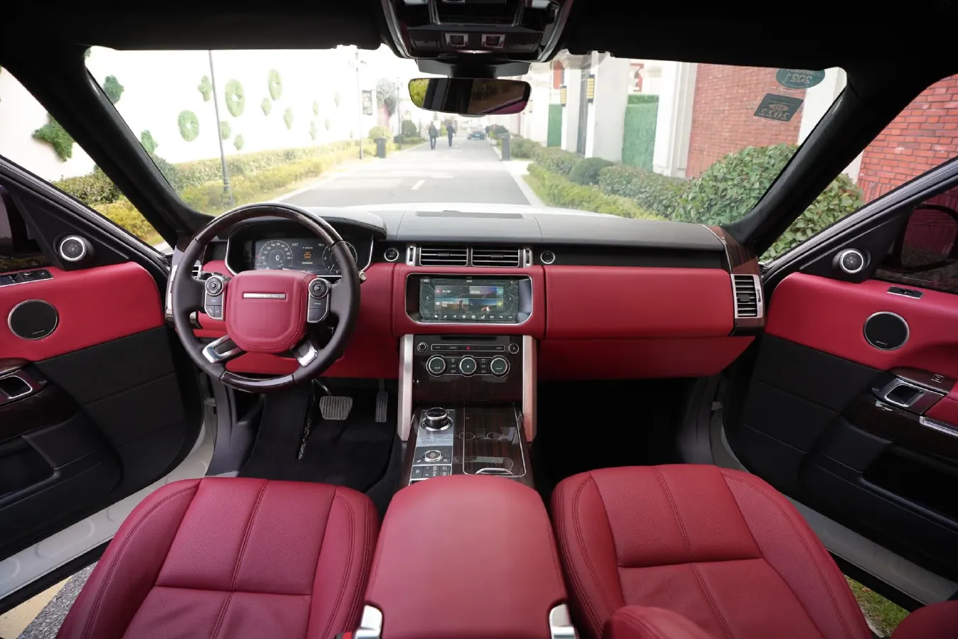 2016 Land Rover Range Rover Evoque 2.0T 241HP L4 9AT,autocango,china used car exporter,china ev exporter,chinese used car exporter,chinese used ev exporter