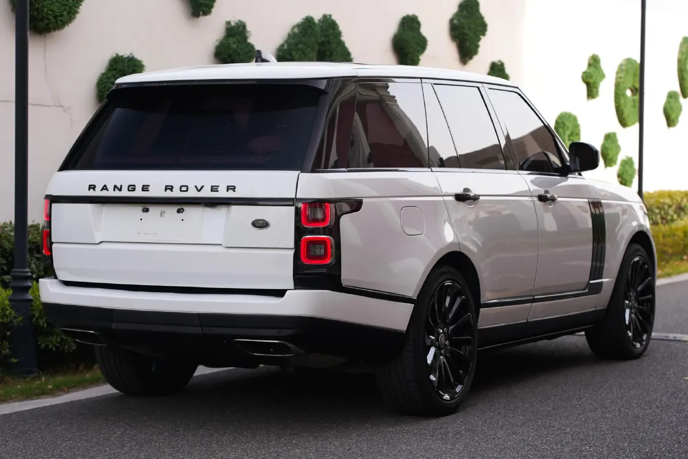 2016 Land Rover Range Rover Evoque 2.0T 241HP L4 9AT,autocango,china used car exporter,china ev exporter,chinese used car exporter,chinese used ev exporter