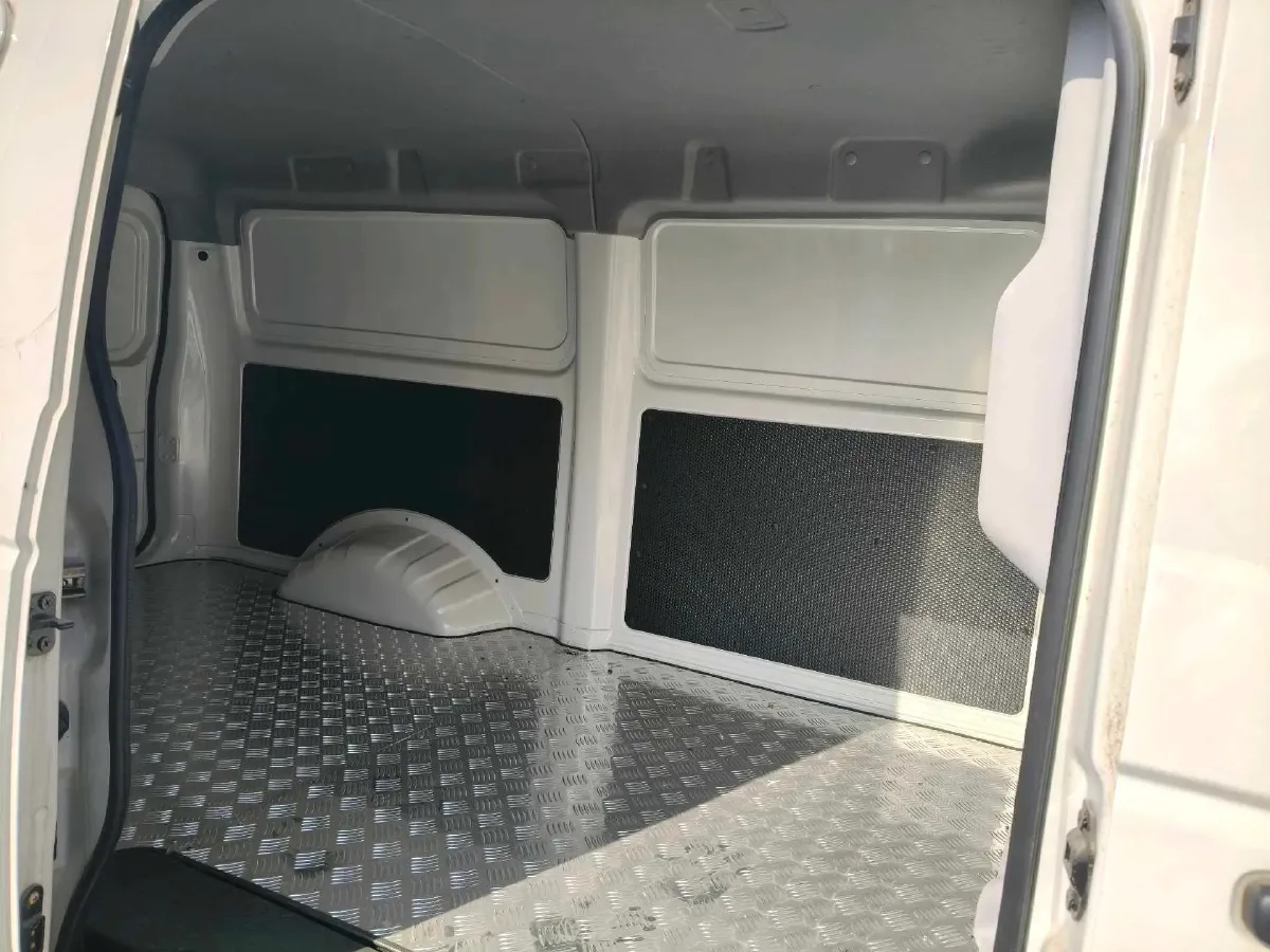 2024 JMC E LuShun V6 BEV 41.86KWH,autocango,china used car exporter,china ev exporter,chinese used car exporter,chinese used ev exporter