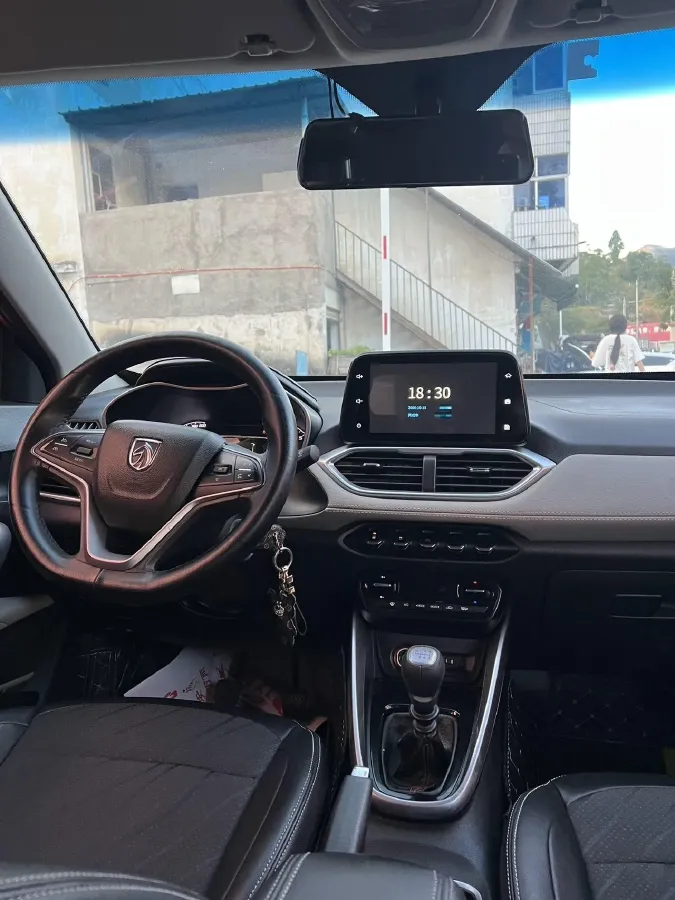 2017 BaoJun 510 1.5L 112HP L4 6MT,autocango,china used car exporter,china ev exporter,chinese used car exporter,chinese used ev exporter