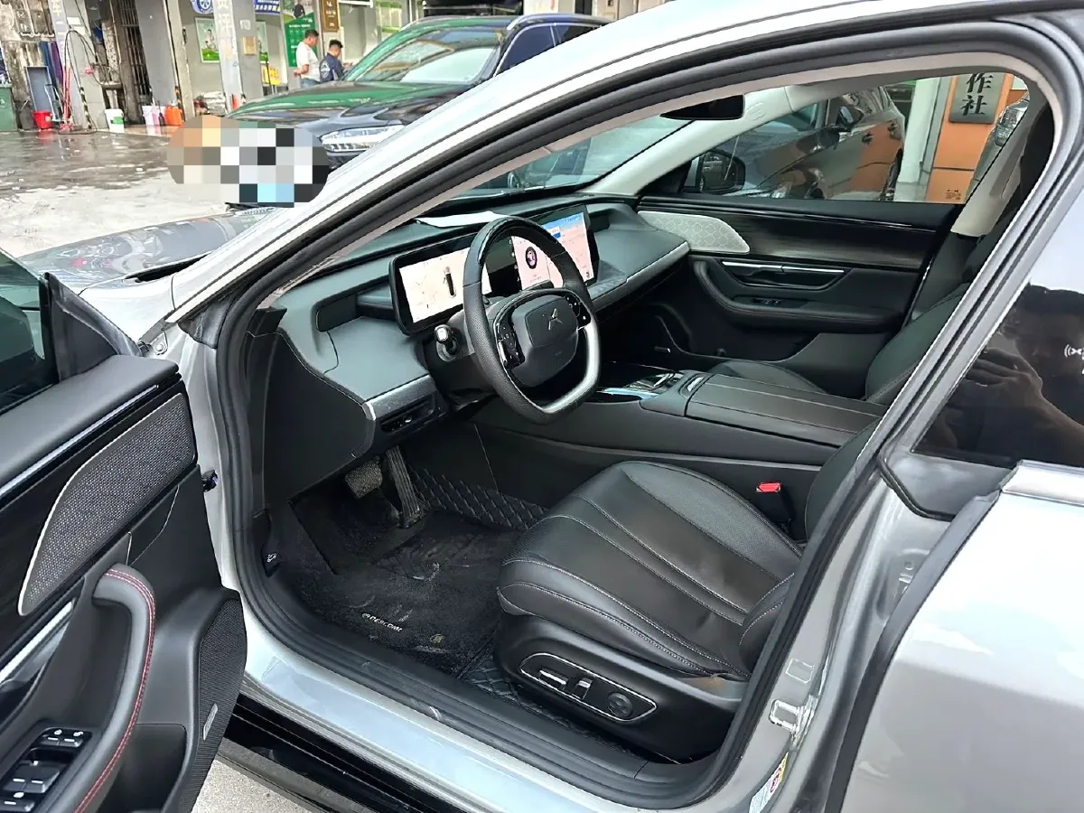 2022 Xpeng P7 BEV 70.8KWH,autocango,china used car exporter,china ev exporter,chinese used car exporter,chinese used ev exporter