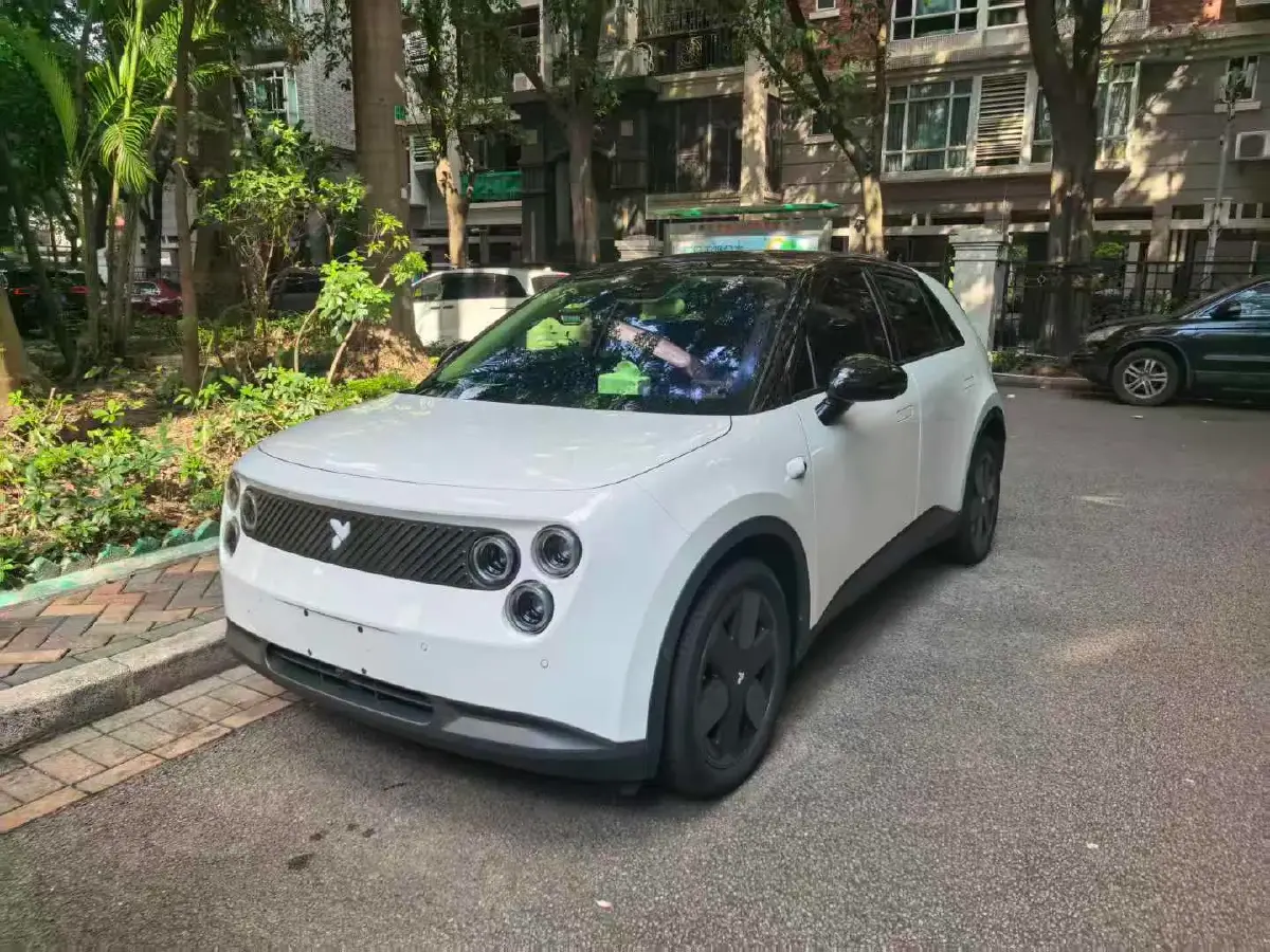 2025 Firefly Firefly BEV