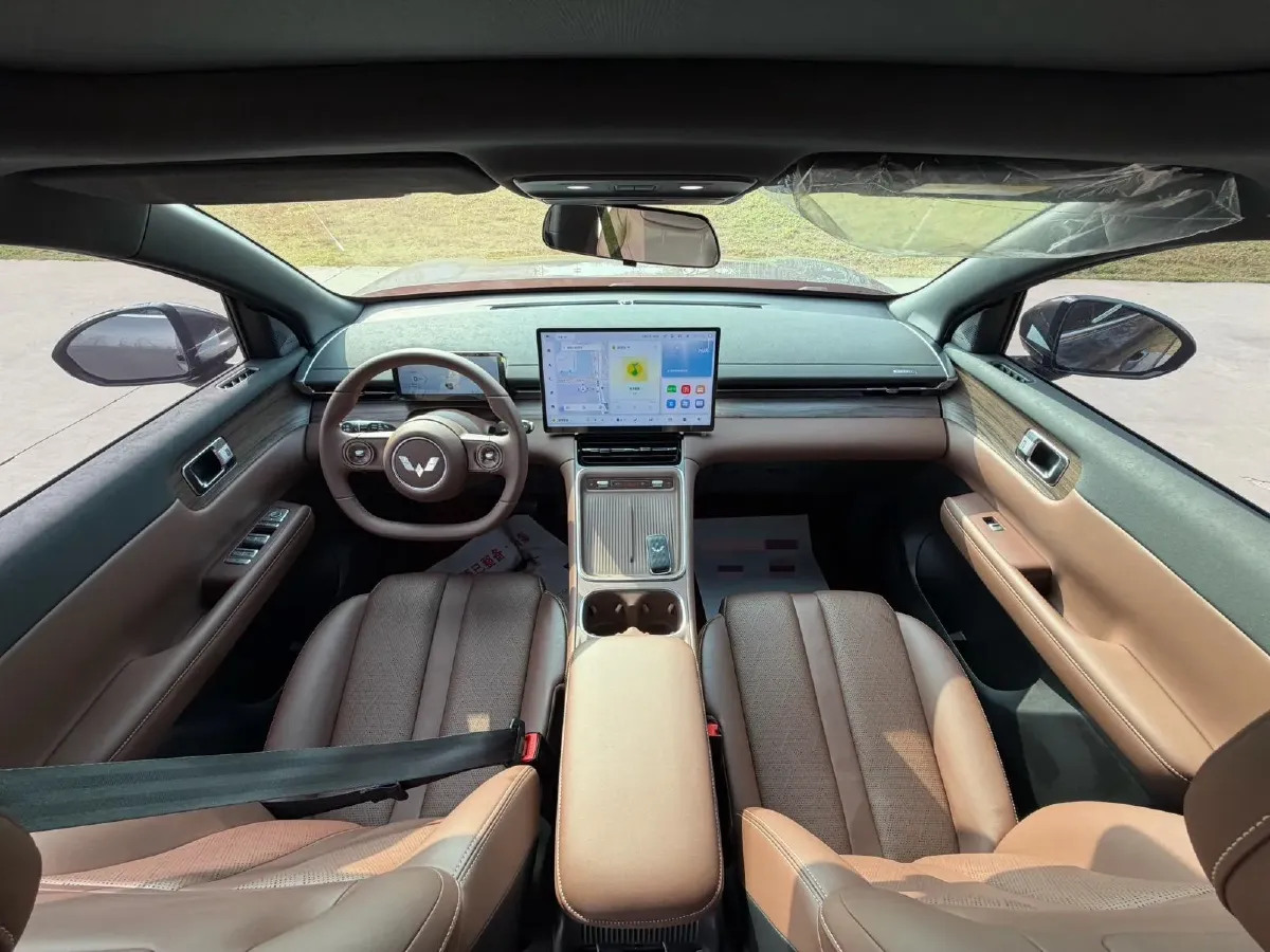 2024 WuLing XingGuangS 1.5L 106HP L4 E-CVT PHEV 20.5KWH,autocango,china used car exporter,china ev exporter,chinese used car exporter,chinese used ev exporter