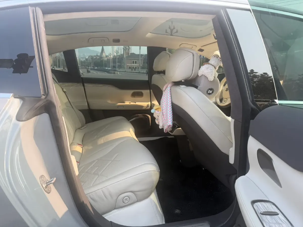 2021 Volkswagen ID.6 Crozz BEV 84.8KWH,autocango,china used car exporter,china ev exporter,chinese used car exporter,chinese used ev exporter