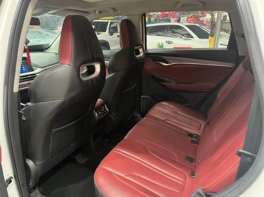 2022 ChangAn CS75 Plus 1.5T 178HP L4 6AT,autocango,china used car exporter,china ev exporter,chinese used car exporter,chinese used ev exporter