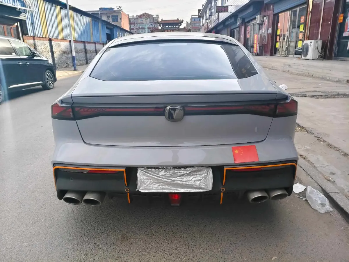 2022 ChangAn UNI-V 1.5T 188HP L4 7DCT,autocango,china used car exporter,china ev exporter,chinese used car exporter,chinese used ev exporter