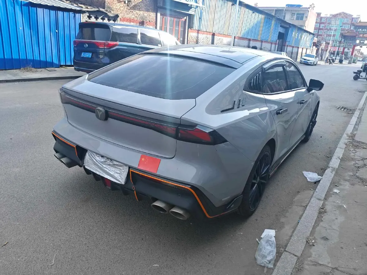 2022 ChangAn UNI-V 1.5T 188HP L4 7DCT,autocango,china used car exporter,china ev exporter,chinese used car exporter,chinese used ev exporter