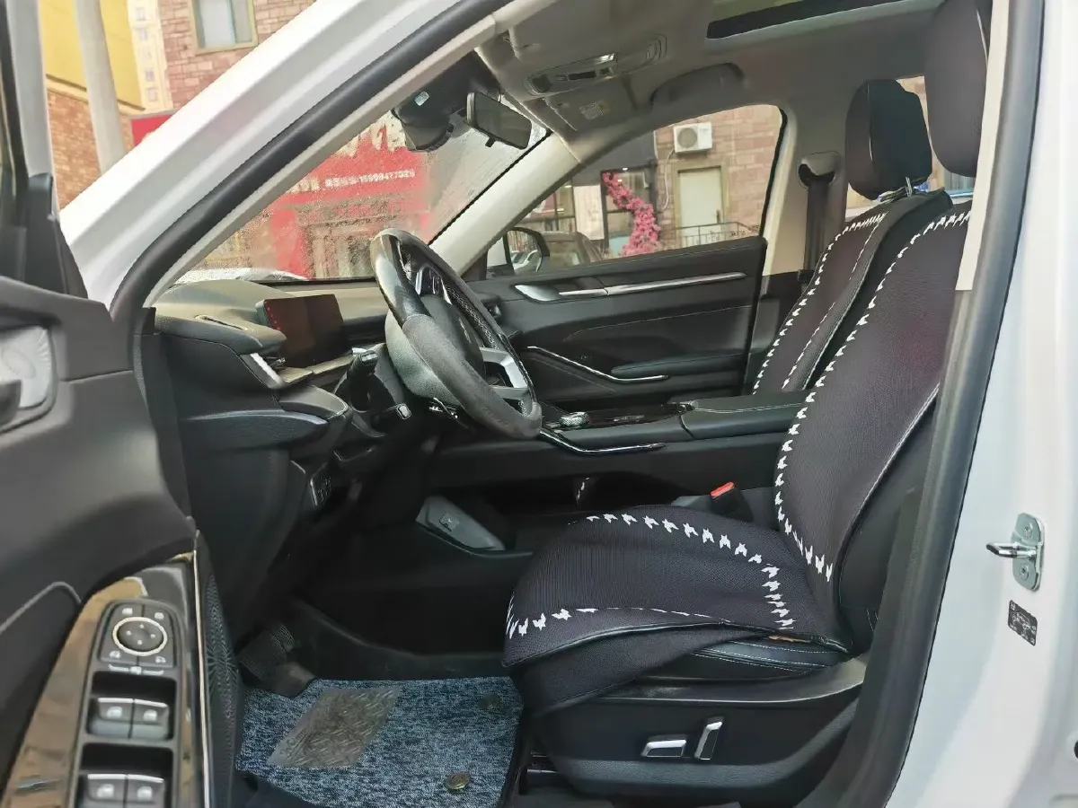 2021 Haval H6 2.0T 211HP L4 7DCT,autocango,china used car exporter,china ev exporter,chinese used car exporter,chinese used ev exporter