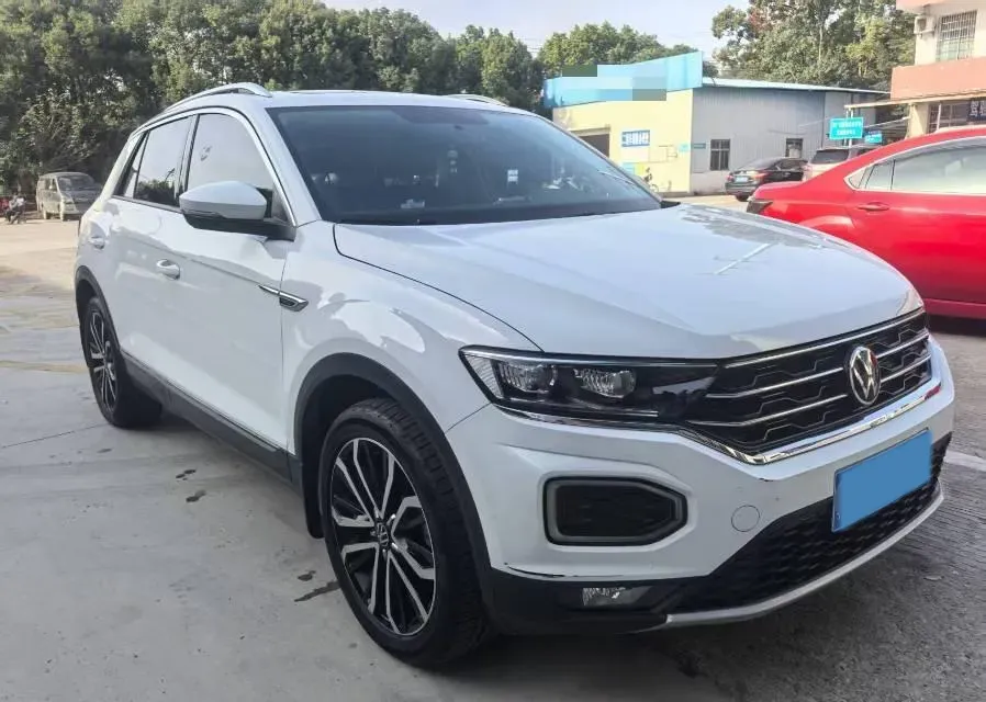 2021 Volkswagen T-Roc 1.4T 150HP L4 7DCT,autocango,china used car exporter,china ev exporter,chinese used car exporter,chinese used ev exporter