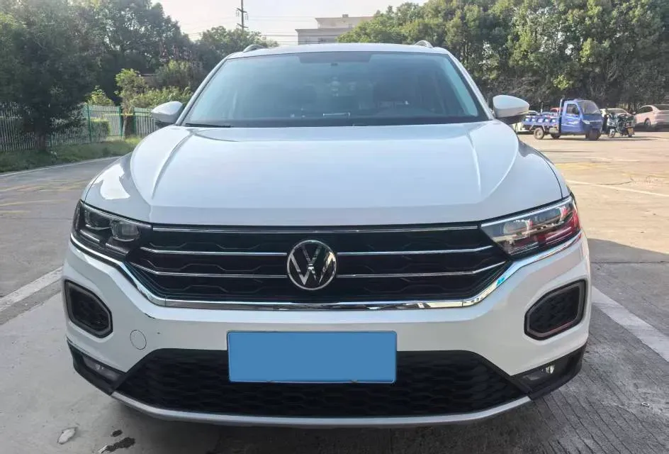2021 Volkswagen T-Roc 1.4T 150HP L4 7DCT,autocango,china used car exporter,china ev exporter,chinese used car exporter,chinese used ev exporter