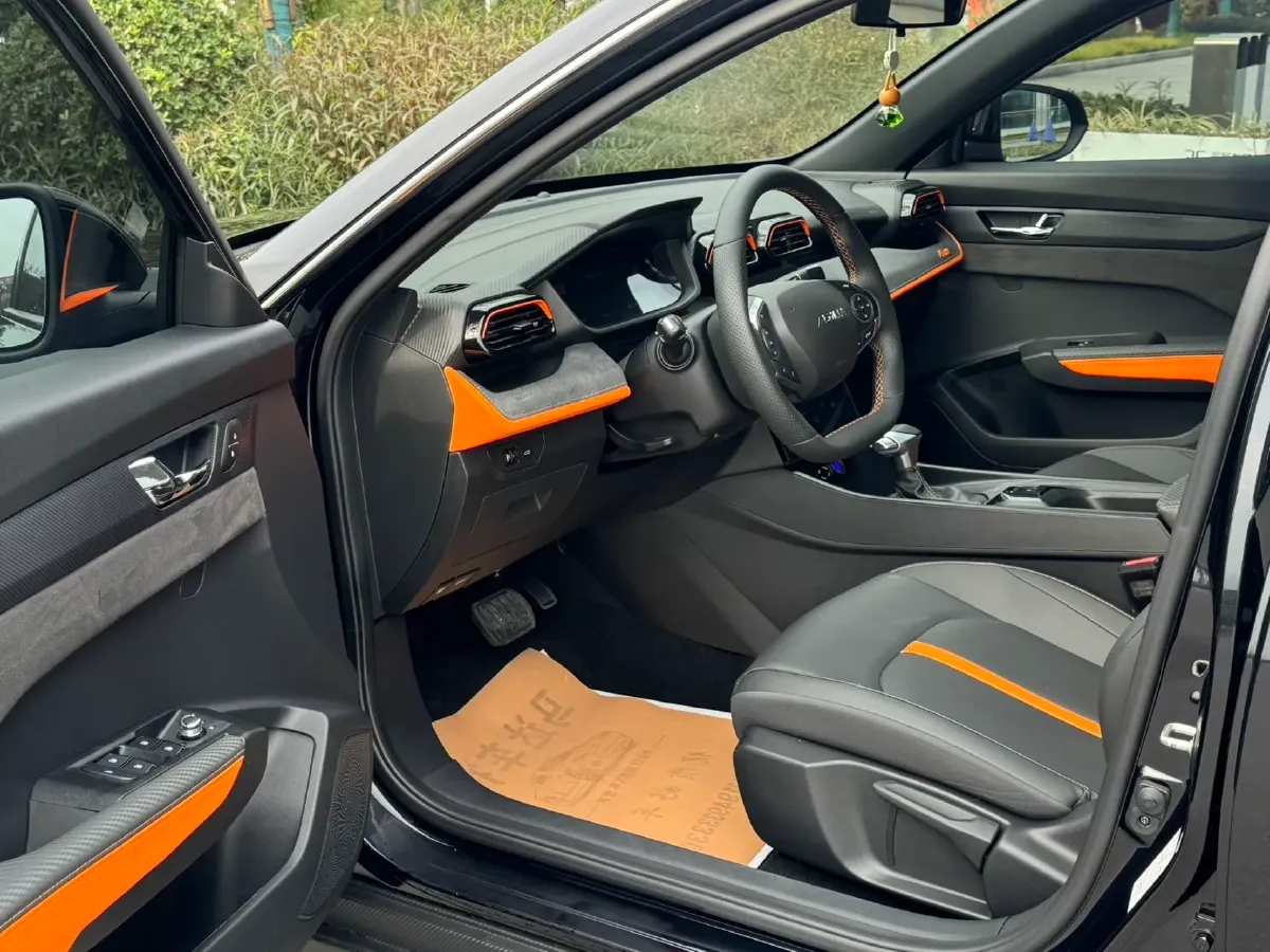 2024 DongFeng Aeolus YiXuan 1.5T 197HP L4 6DCT,autocango,china used car exporter,china ev exporter,chinese used car exporter,chinese used ev exporter