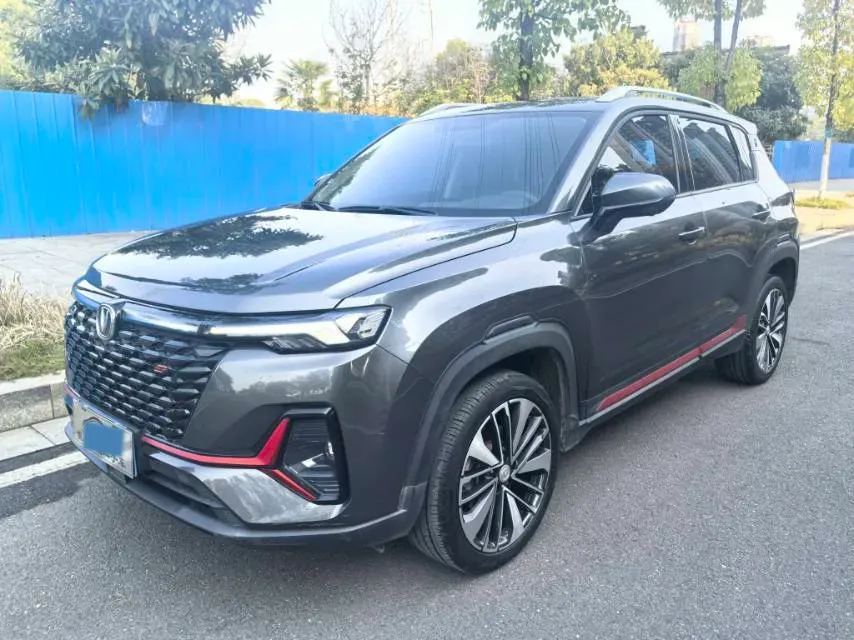 2021 ChangAn CS35 Plus 1.4T 160HP L4 7DCT,autocango,china used car exporter,china ev exporter,chinese used car exporter,chinese used ev exporter