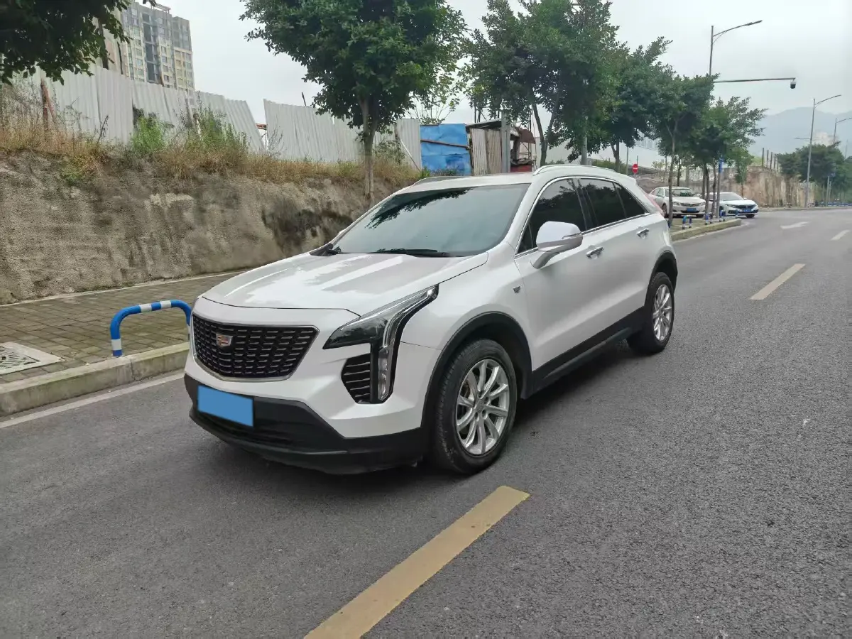 2021 Cadillac XT4 2.0T 237HP L4 9AT